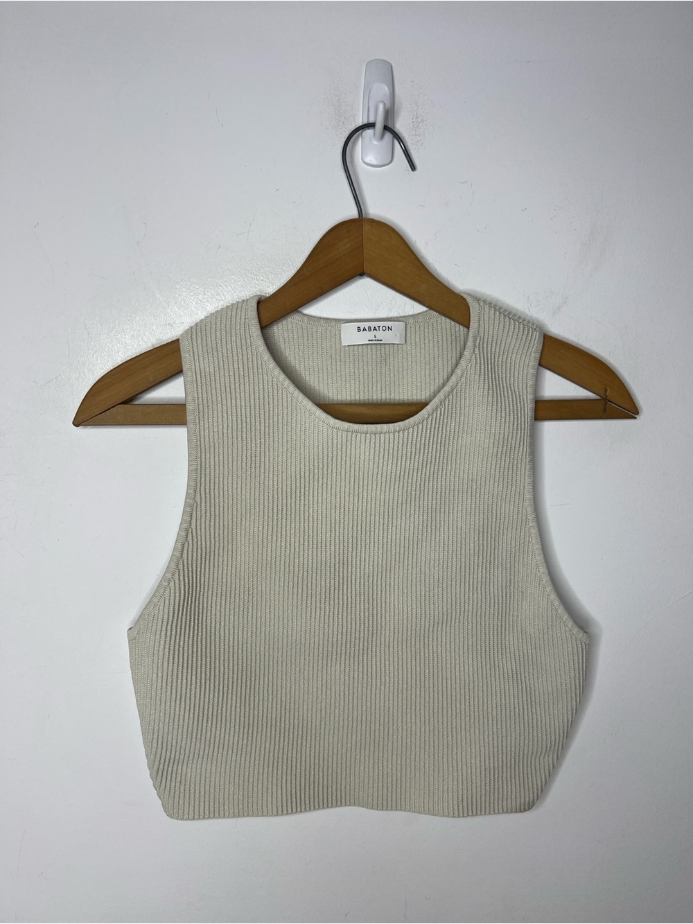 Babaton Aritzia Ribbed Knit Crop Tank Large Cream Sleeveless Minimalist Top